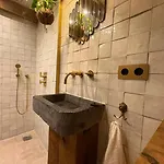 Bed and Breakfast Bellamy Άμστερνταμ